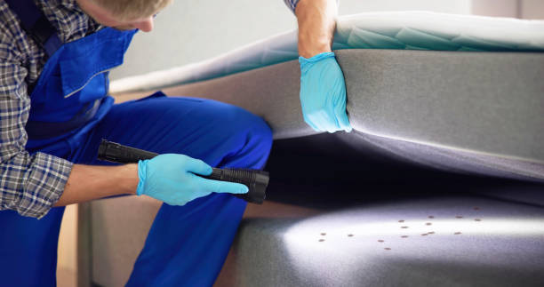 Best Exterminator Services  in Topeka, IN